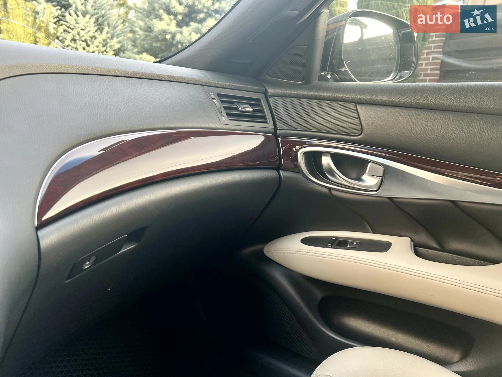 2015 Infiniti Q70 - мініатюра 23
