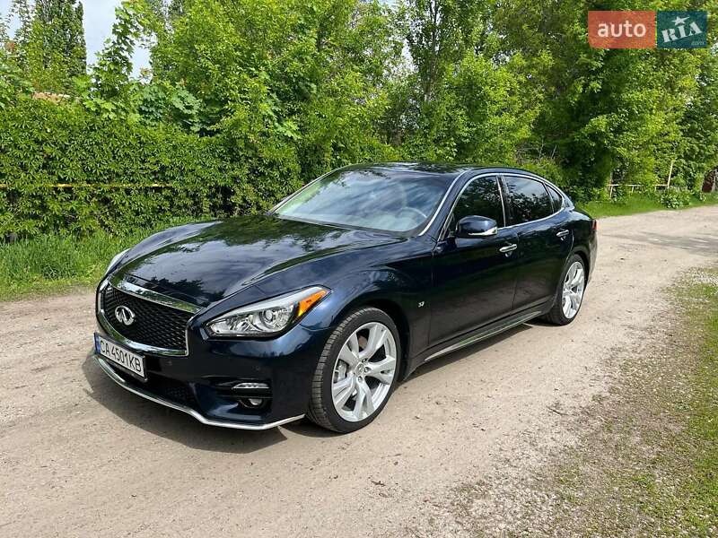 Седан Infiniti Q70 2018 в Кропивницком