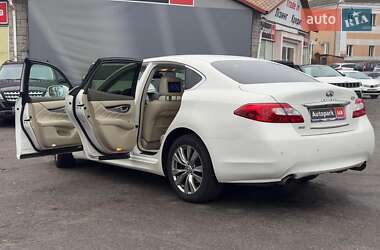 Седан Infiniti Q70 2013 в Виннице