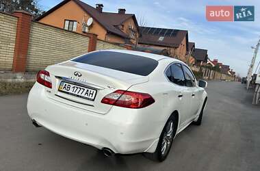 Седан Infiniti Q70 2013 в Виннице