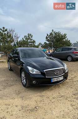 Седан Infiniti Q70 2013 в Одесі