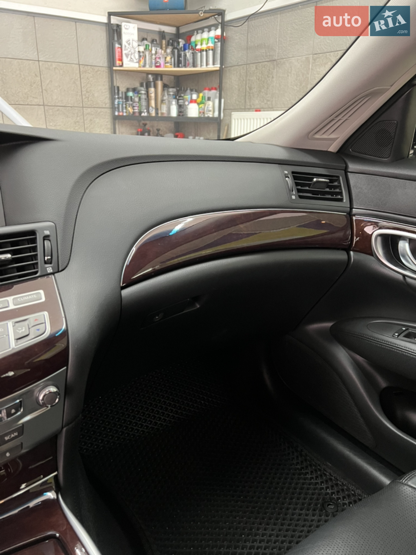 2015 Infiniti Q70 - мініатюра 4