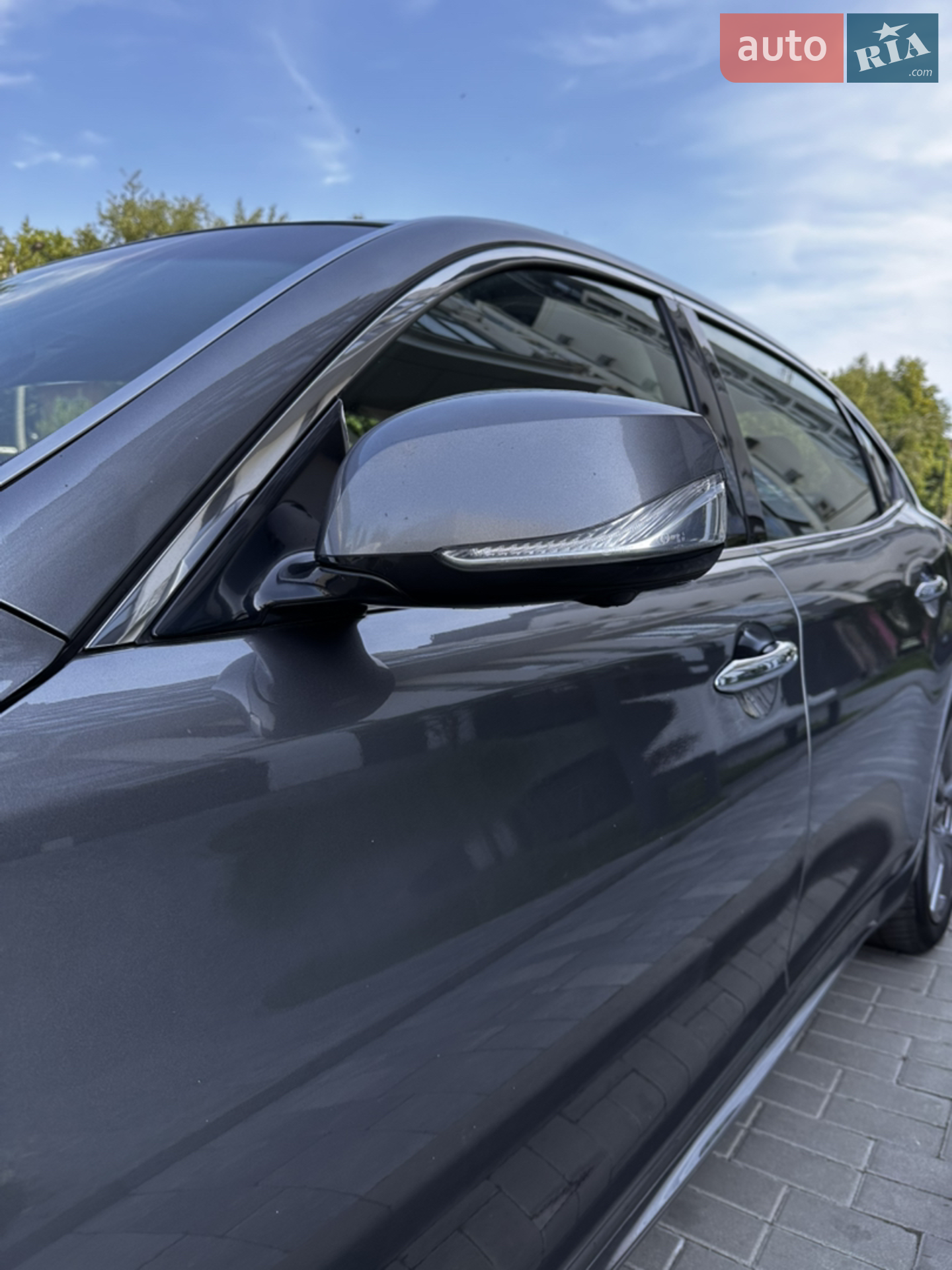 2017 Infiniti Q70 - мініатюра 8