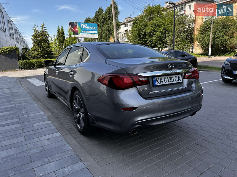 Седан Infiniti Q70 2017 в Житомирі