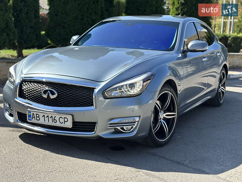 Infiniti Q70 2017