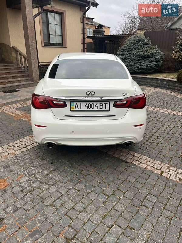 Седан Infiniti Q70 2016 в Белой Церкви фото 21 Седан Infiniti Q70 2016 в Белой Церкви