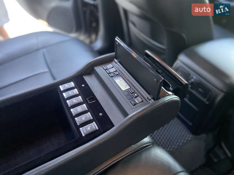 Седан Infiniti Q70 2015 в Вінниці