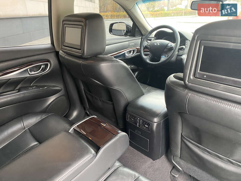 Седан Infiniti Q70 2017 в Києві