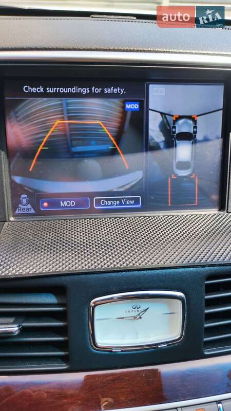 Седан Infiniti Q70 2017 в Киеве фото 11 Седан Infiniti Q70 2017 в Киеве