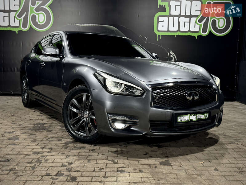Седан Infiniti Q70 2015 в Одессе