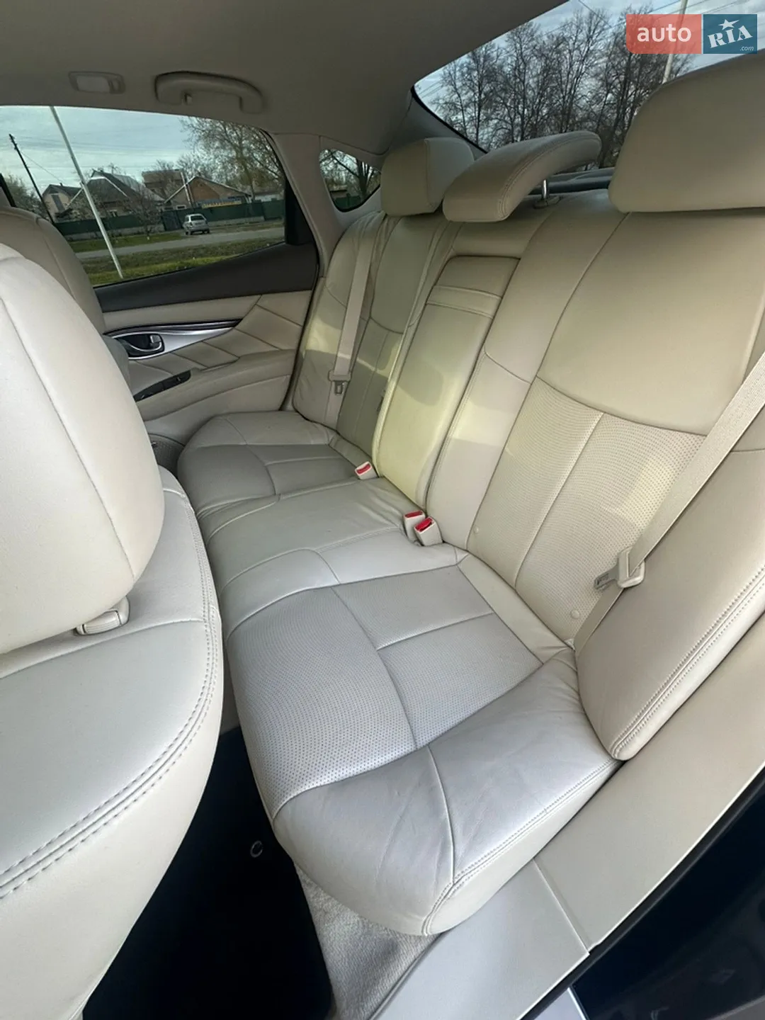 2015 Infiniti Q70 - мініатюра 28