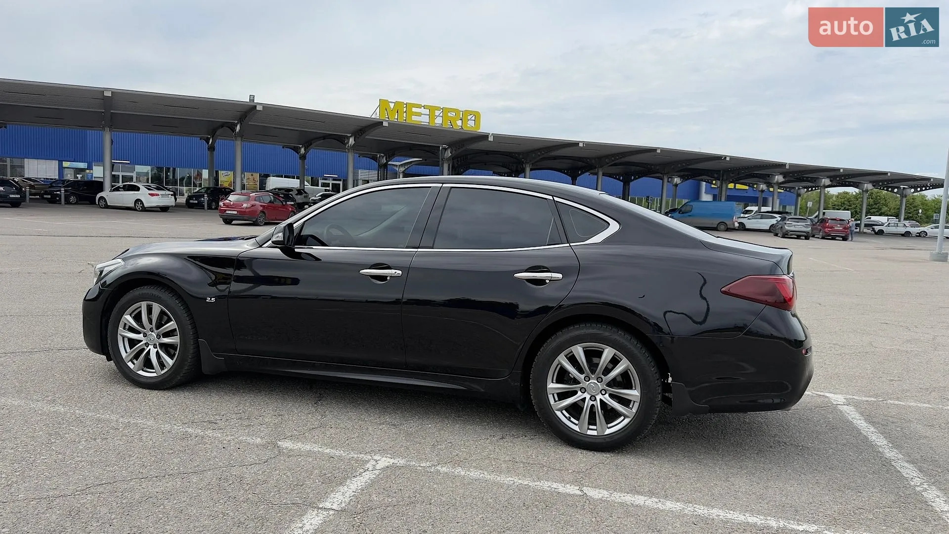2016 Infiniti Q70 - мініатюра 4
