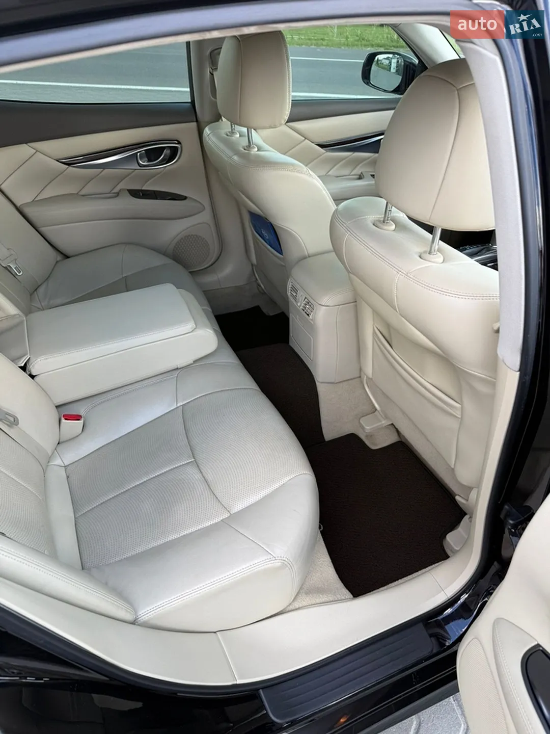 2016 Infiniti Q70 - мініатюра 22