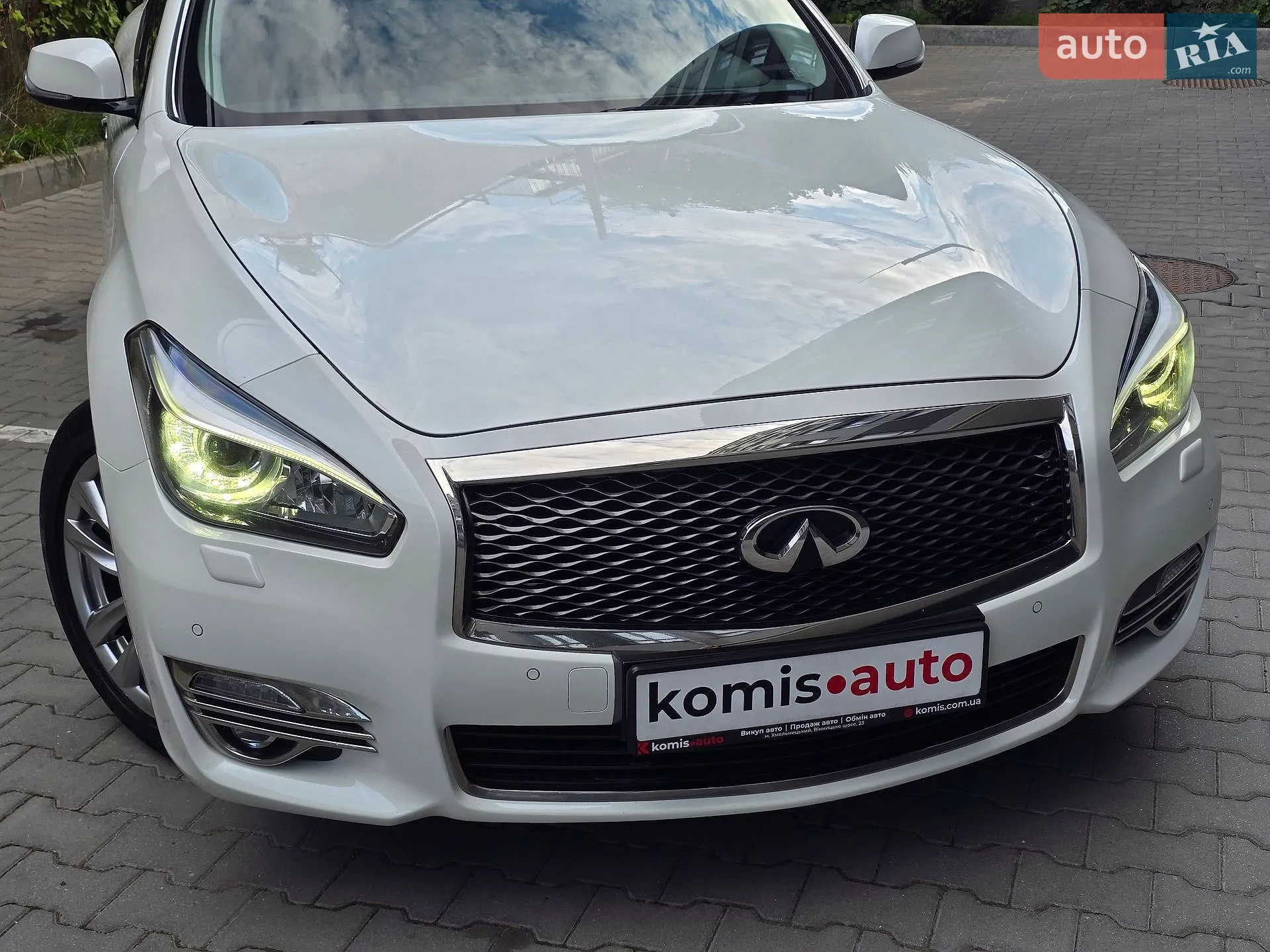 2017 Infiniti Q70 - мініатюра 11