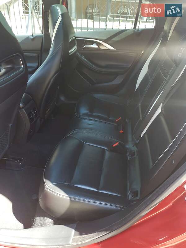 Внедорожник / Кроссовер Infiniti QX30 2016 в Черновцах