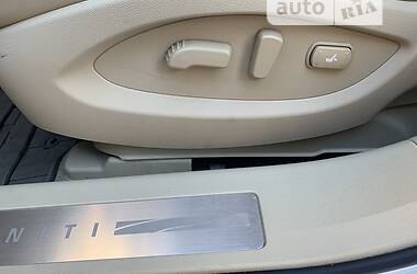 Внедорожник / Кроссовер Infiniti QX30 2012 в 