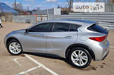 Хетчбек Infiniti QX30 2016 в Рівному