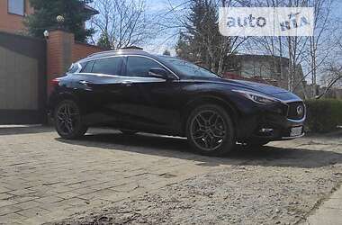 Позашляховик / Кросовер Infiniti QX30 2016 в Харкові