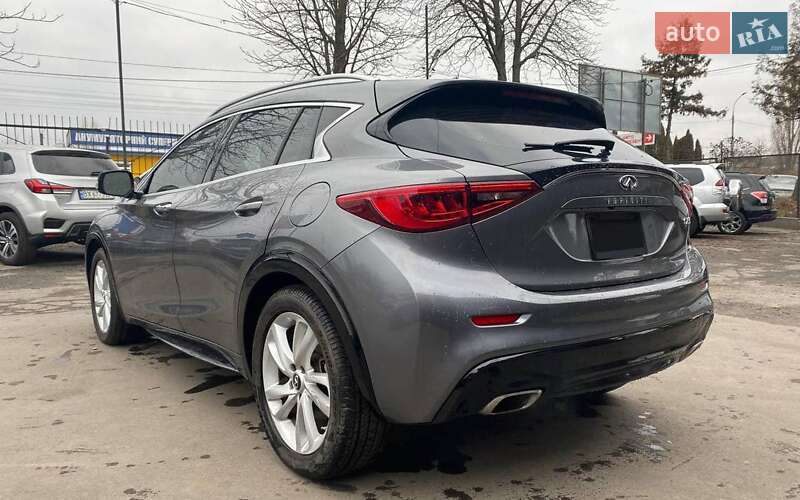 Внедорожник / Кроссовер Infiniti QX30 2018 в Львове