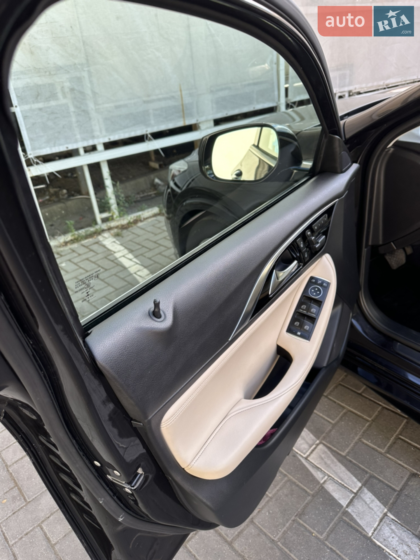 2018 Infiniti QX30 - мініатюра 30