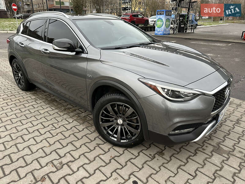 Внедорожник / Кроссовер Infiniti QX30 2016 в Ровно