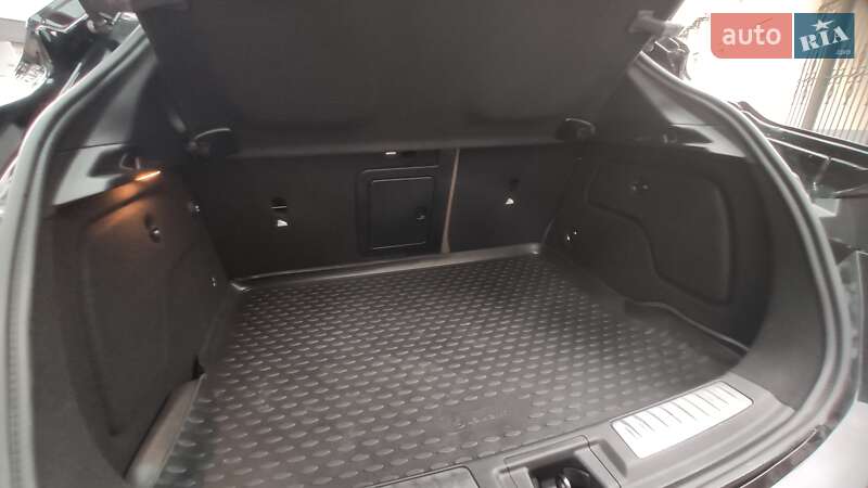 Внедорожник / Кроссовер Infiniti QX30 2016 в Одессе