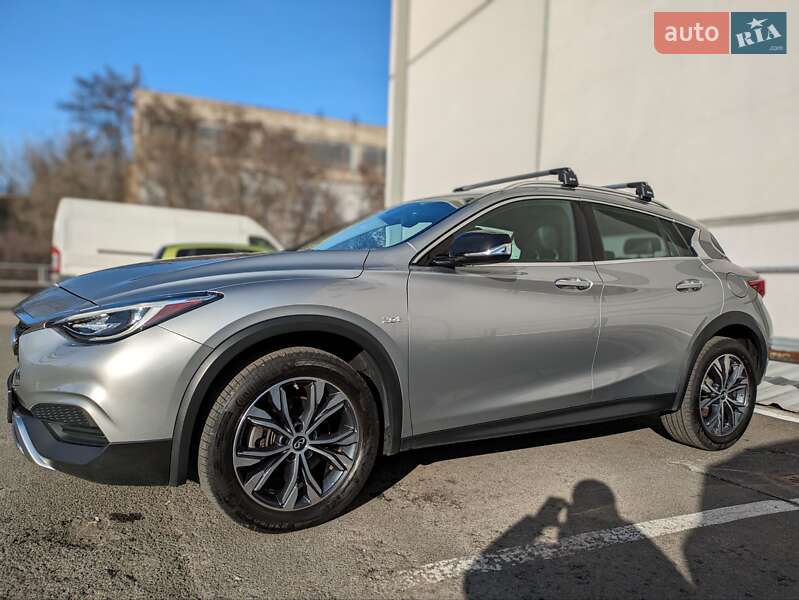 Infiniti QX30 2017