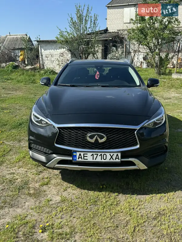 Infiniti QX30 2018