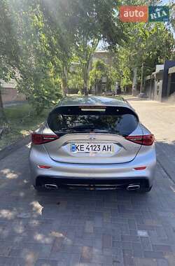 Внедорожник / Кроссовер Infiniti QX30 2016 в Кривом Роге