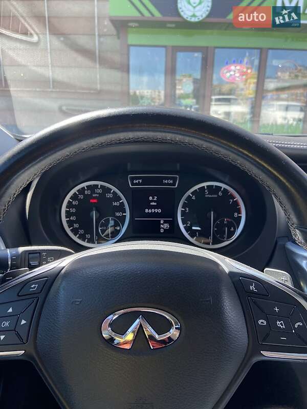 Внедорожник / Кроссовер Infiniti QX30 2016 в Кривом Роге