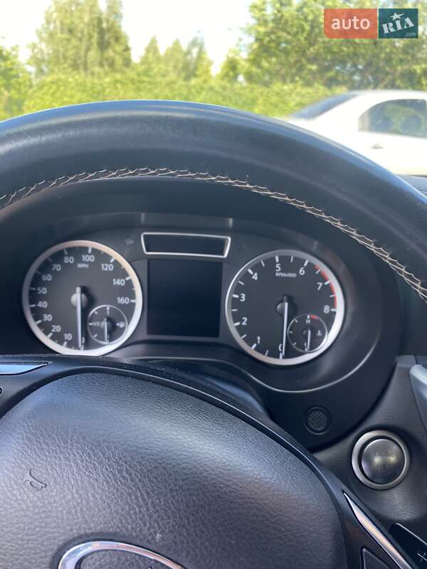 Внедорожник / Кроссовер Infiniti QX30 2016 в Киеве