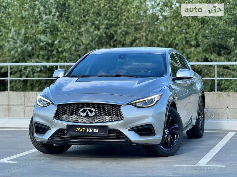 Внедорожник / Кроссовер Infiniti QX30 2017 в Киеве