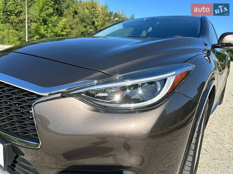 Внедорожник / Кроссовер Infiniti QX30 2017 в Днепре фото 12 Внедорожник / Кроссовер Infiniti QX30 2017 в Днепре