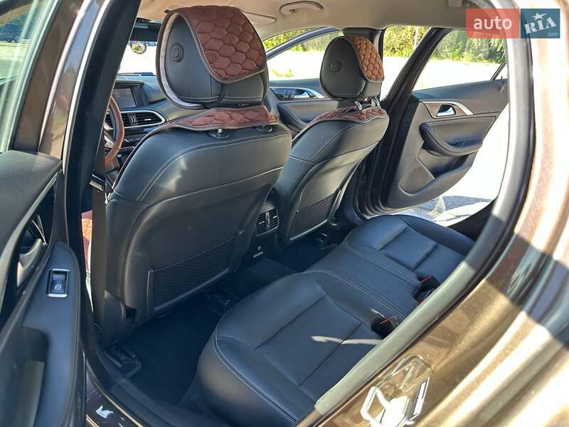 Внедорожник / Кроссовер Infiniti QX30 2017 в Днепре фото 19 Внедорожник / Кроссовер Infiniti QX30 2017 в Днепре