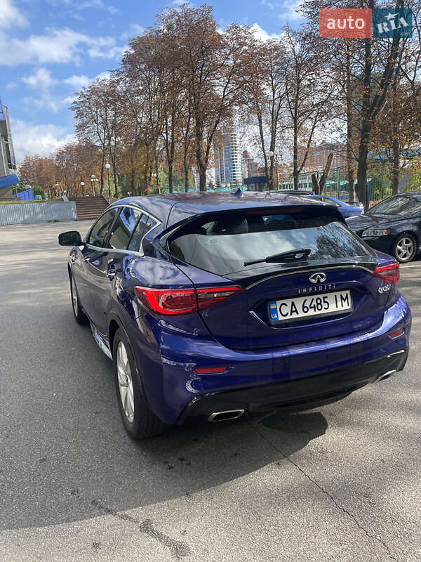Внедорожник / Кроссовер Infiniti QX30 2017 в Киеве