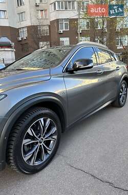 Внедорожник / Кроссовер Infiniti QX30 2018 в Киеве