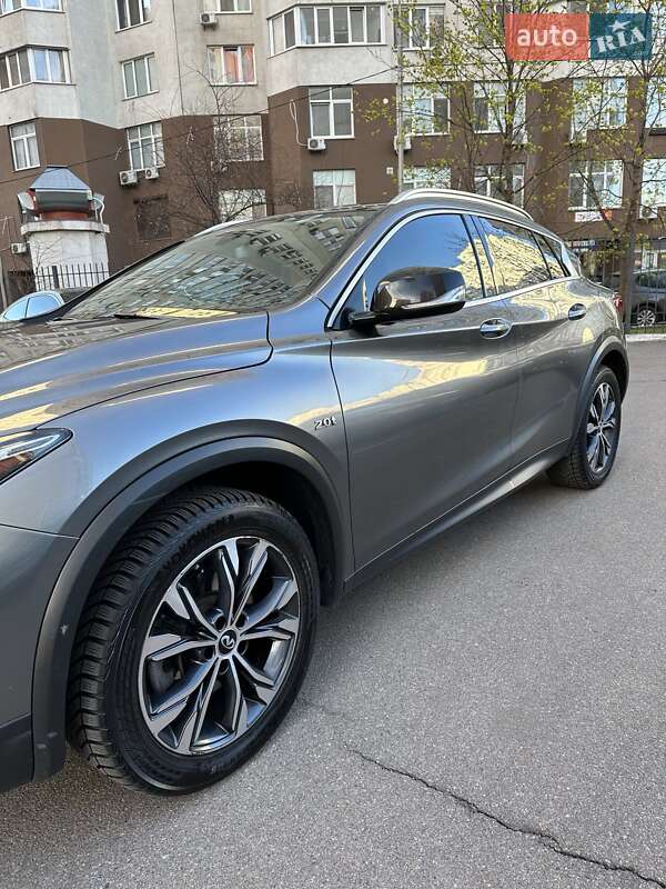 Внедорожник / Кроссовер Infiniti QX30 2018 в Киеве