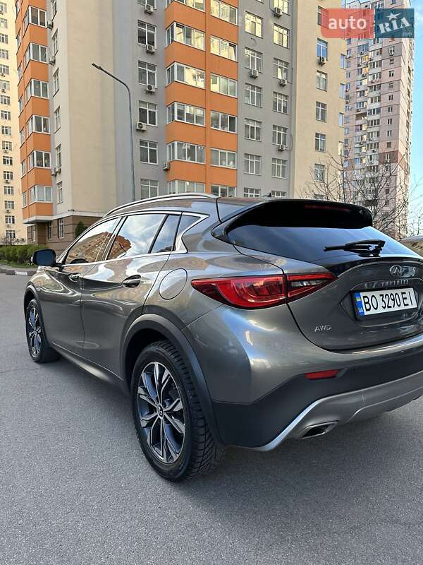 Внедорожник / Кроссовер Infiniti QX30 2018 в Киеве