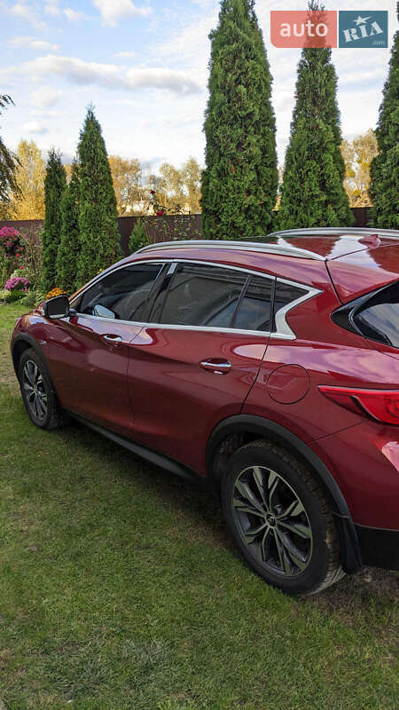 Внедорожник / Кроссовер Infiniti QX30 2016 в Ровно