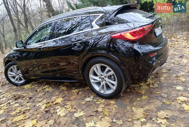 Внедорожник / Кроссовер Infiniti QX30 2018 в Львове