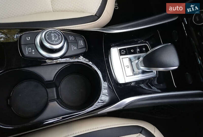 Внедорожник / Кроссовер Infiniti QX30 2018 в Львове