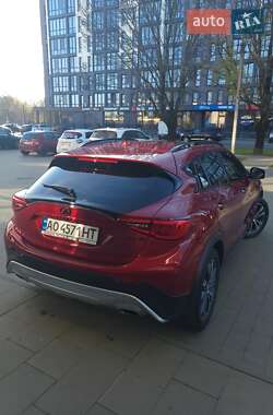 Внедорожник / Кроссовер Infiniti QX30 2017 в 