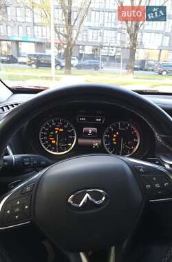 Внедорожник / Кроссовер Infiniti QX30 2017 в 