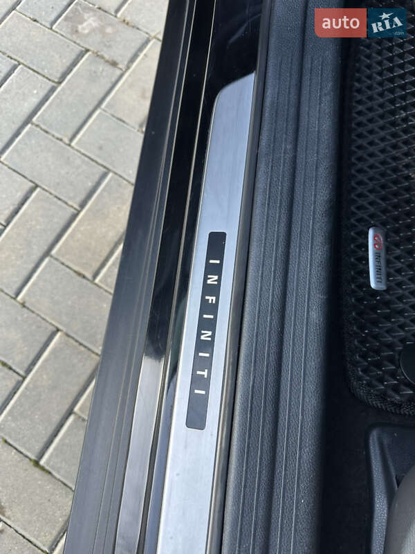 Внедорожник / Кроссовер Infiniti QX30 2017 в Болграде