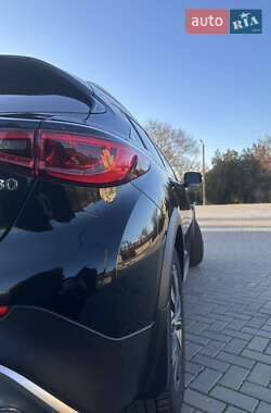 Внедорожник / Кроссовер Infiniti QX30 2017 в 