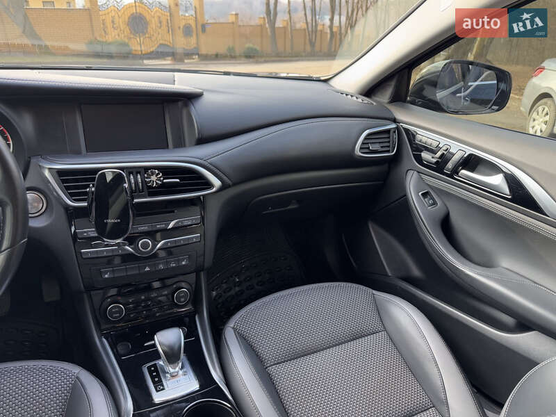 Внедорожник / Кроссовер Infiniti QX30 2018 в Хмельницком