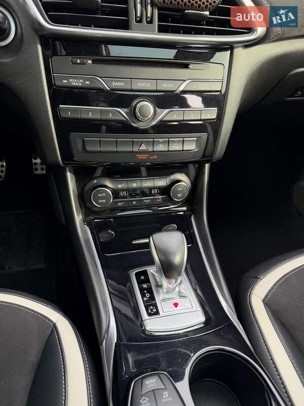 Позашляховик / Кросовер Infiniti QX30 2016 в Білій Церкві