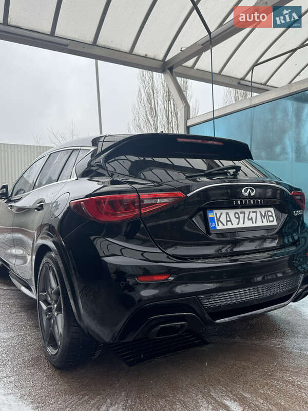 Позашляховик / Кросовер Infiniti QX30 2016 в Києві