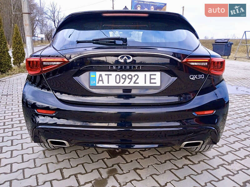 Внедорожник / Кроссовер Infiniti QX30 2017 в Ивано-Франковске