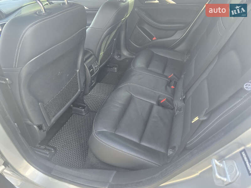 Внедорожник / Кроссовер Infiniti QX30 2016 в Херсоне